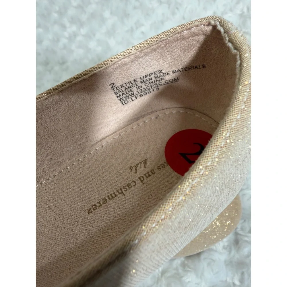 Cupcakes and Cashmere Girls‎ Gold Glitter Mary Jane Flats Crystal Buckle Size 2